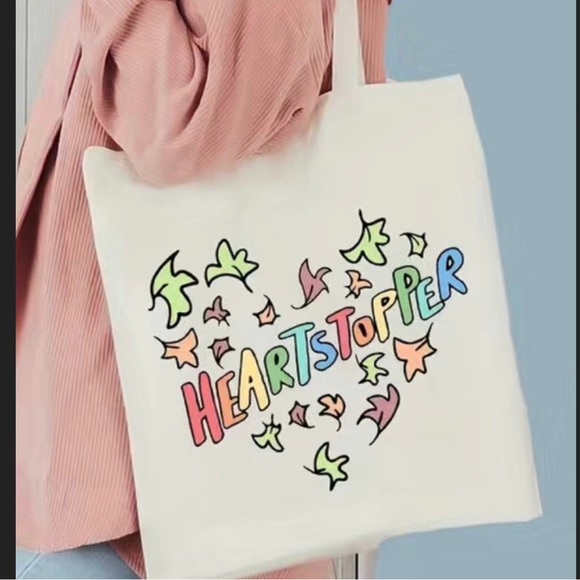 NEW! HEARTSTOPPER canvas bag-so cute! Great quality and size! ❤️🧡💛💚💙💜 - Picture 1 of 2